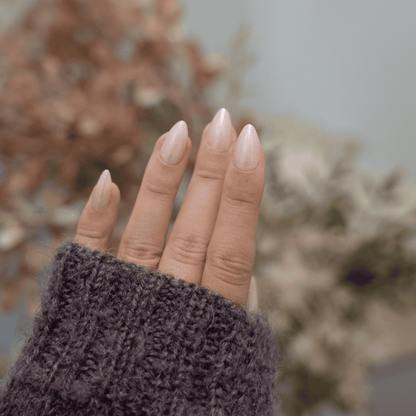 Peony Glaze in Short Almond