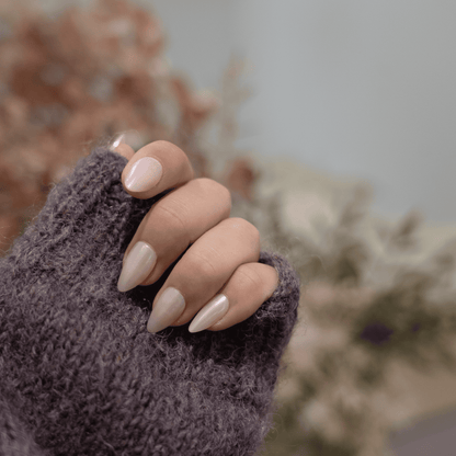 Peony Glaze in Short Almond