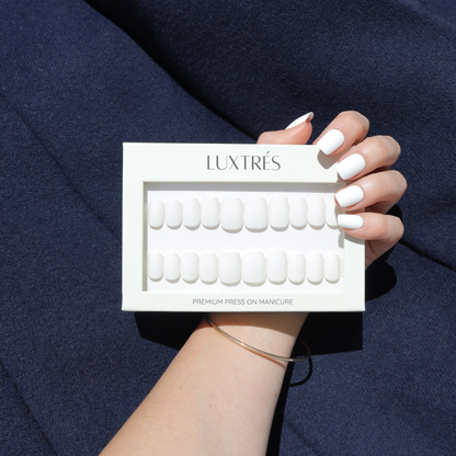 Polar White in Short Coffin