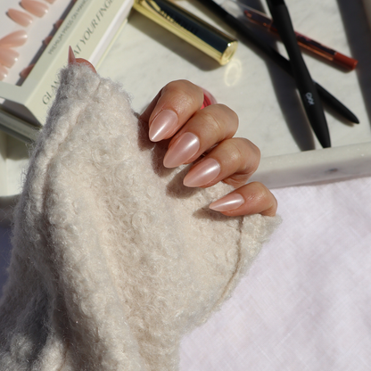 Peony Glaze in Short Almond