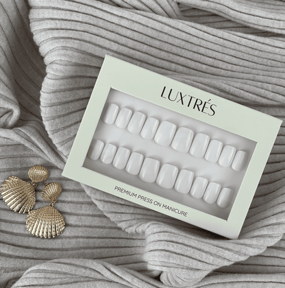 Polar White in Short Coffin